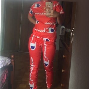 Champion women’s set / T-shirt & pants